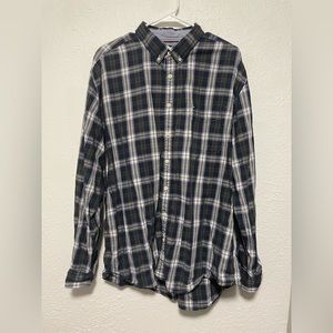 Tommy Hilfiger men’s dress shirt